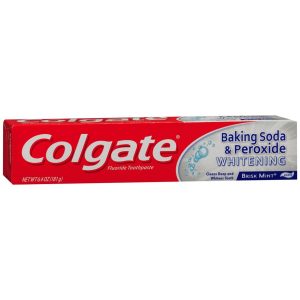 Colgate Baking Soda & Peroxide Whitening Toothpaste Brisk Mint - 6 OZ