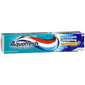 Aquafresh Fluoride Toothpaste Extra Fresh + Whitening Fresh Mint - 5.6 OZ