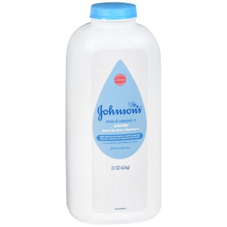 JOHNSON'S Powder Aloe & Vitamin E - 22 OZ